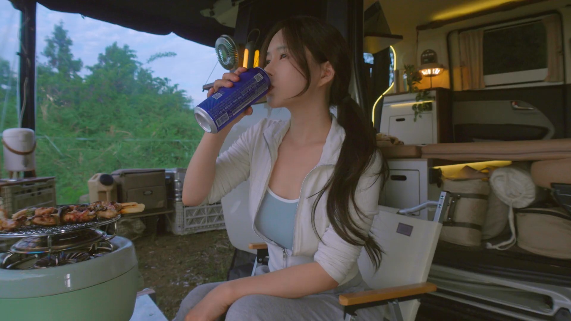 中外学者：西藏自治区60年实践是中国特色解决民族问题的生动例证